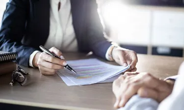 Trách nhiệm nghề nghiệp của Luật sư Việt Nam theo quy định của pháp luật hiện hành